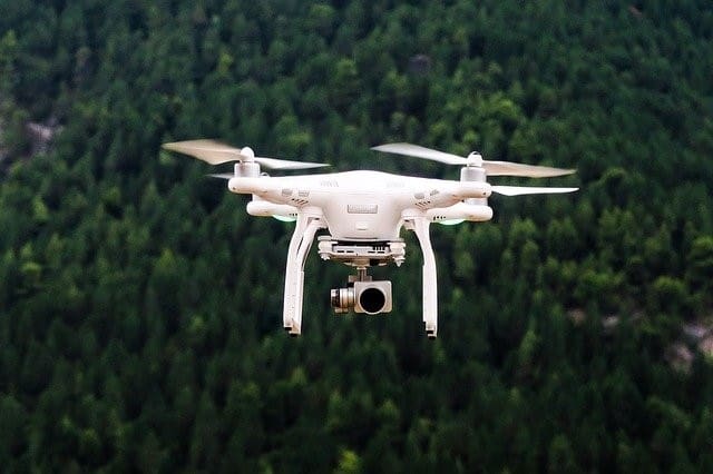 Utilisation des drones en foresterie et transformation du bois